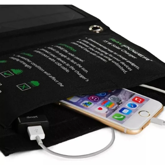 RAVPower 15W Foldable Solar Charger W/Dual USB Port - RP-SC02 - NWT